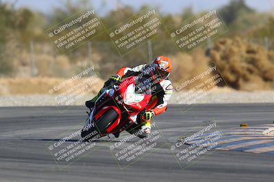 media/Jan-14-2024-SoCal Trackdays (Sun) [[2e55ec21a6]]/Turn 2 (1025am)/